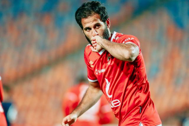 الأهلي يعلن سبب خروج مروان محسن من قائمة مباراة صن داونز 