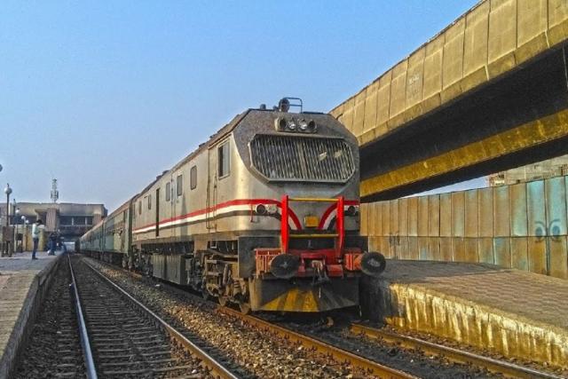 السكة الحديد تعلن عودة حركة القطارات بخط القاهرة – أسوان