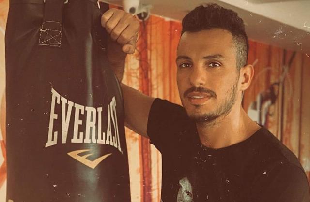 بعد أزمة والد حسام حبيب مع شيرين.. أحمد إبراهيم: ”هنبطل نرد على أي حد”