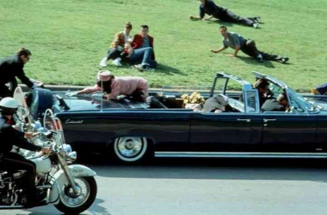 اغتيال الرئيس الامريكي جون كينيدي