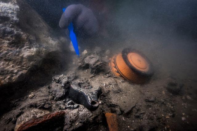 عاجل | ”الآثار” توضح تفاصيل اكتشاف حطام السفينة الحربية من العصر البطلمى (فيديو)