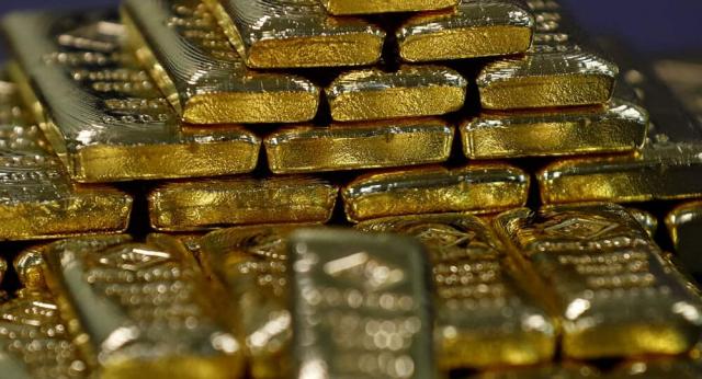 عاملان في ”بنك أوف أمريكا” يتلاعبان بأسعار عقود الذهب بحوالي 244 مليون دولار