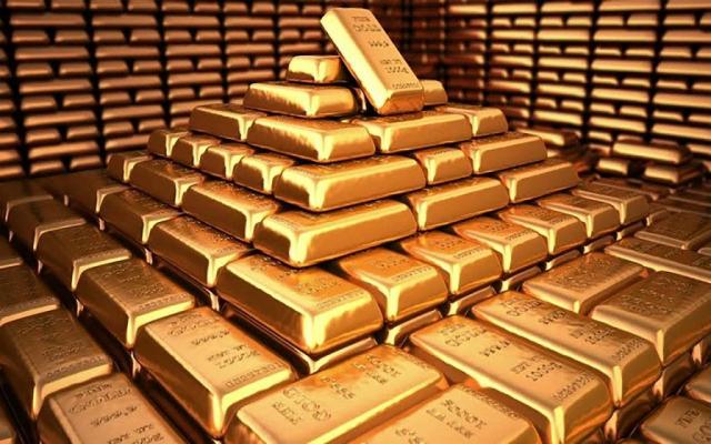 عاجل | أسعار الذهب تنخفض عالميا مع استقرار الدولار وترقب بيانات الوظائف الأمريكية