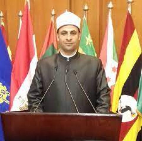 د. هشام عبدالعزيز رئيس القطاع الديني بالأوقاف