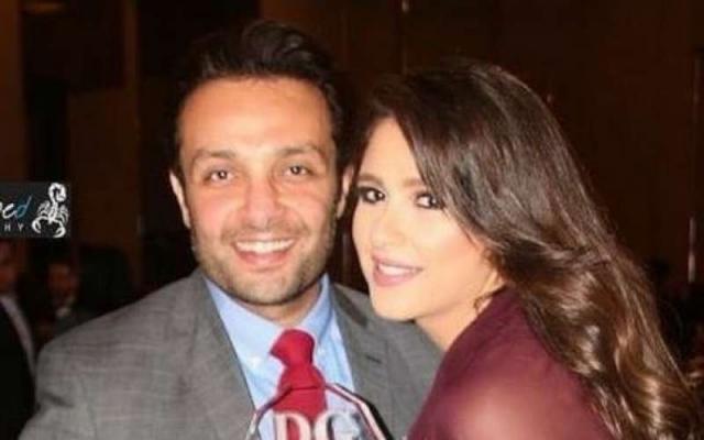 ياسمين عبد العزيز وشقيقها