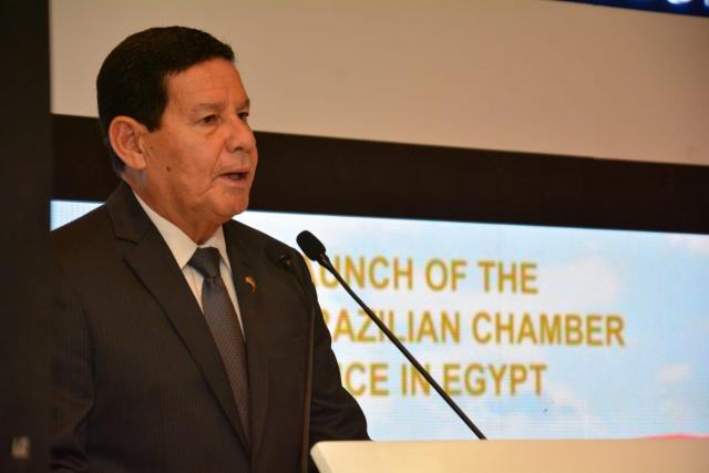 عاجل | نائب رئيس البرازيل: نستهدف توسعة استثماراتنا بمصر خلال المرحلة المقبلة