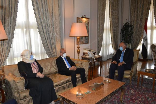  وزير الخارجية يؤكد استمرار مصر في دعم كافة جهود الاستقرار في ليبيا