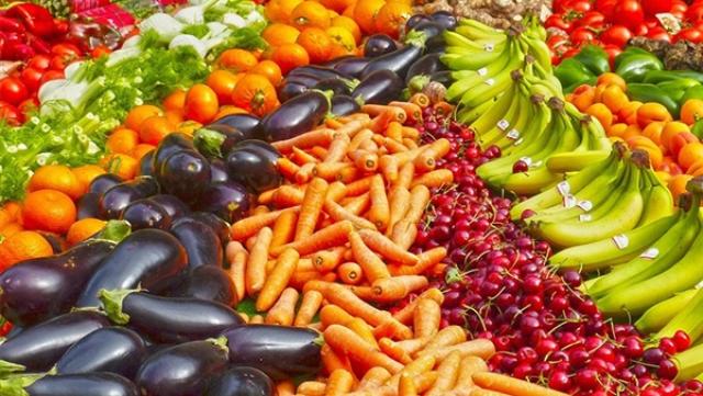 أسعار الخضروات والفاكهة بسوق العبور اليوم الأحد 10 أكتوبر 2021