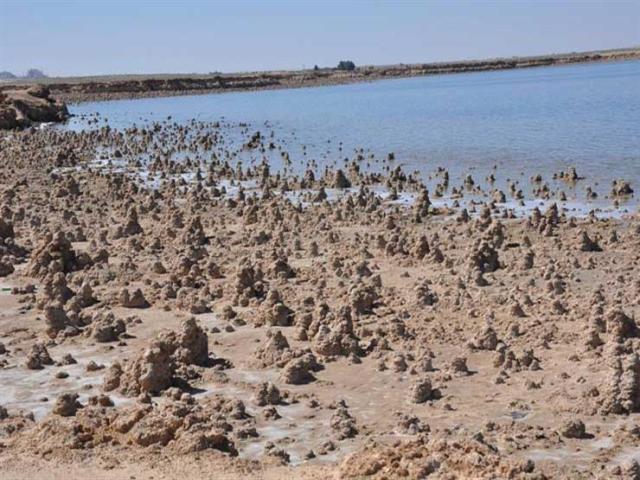 بحيرة ساوة ومعجرة جفافها مع ميلاد النبي محمد 