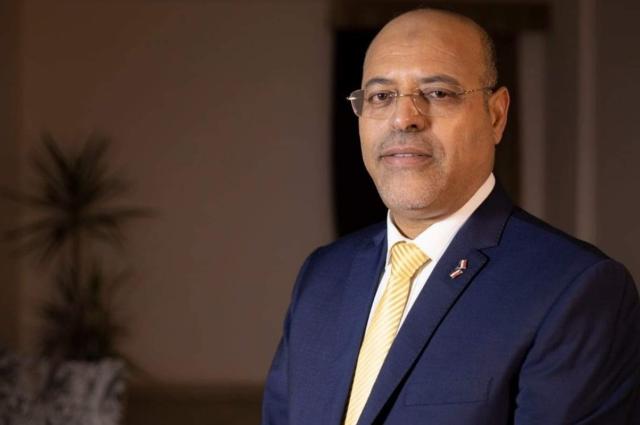 محمد جبران رئيس النقابة العامة للعاملين بالبترول 