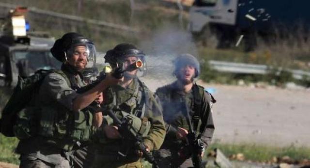 الشرطة الإسرائيلية تعتقل فلسطينيًا بذريعة محاولة تنفيذ عملية طعن