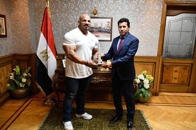 بيج رامي ووزير الرياضة