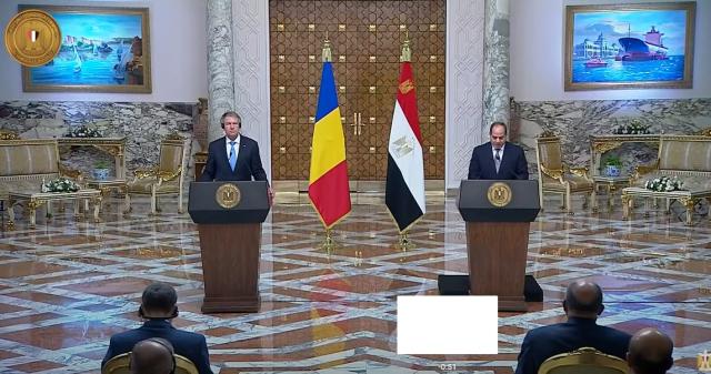 السيسي ونظيره الروماني