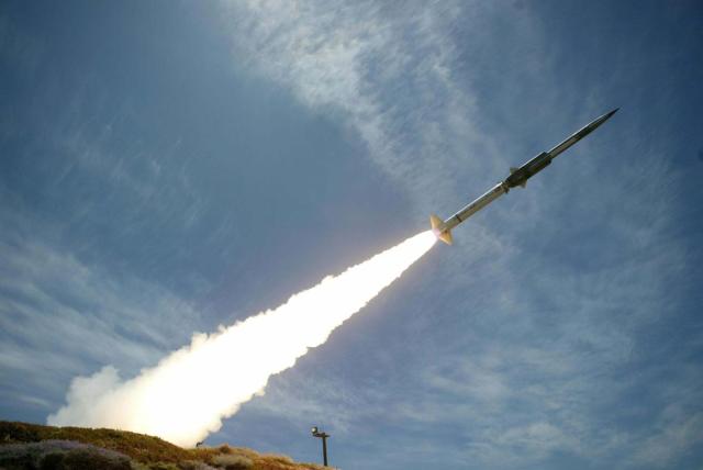 صاروخ باليستي عابر للقارات 