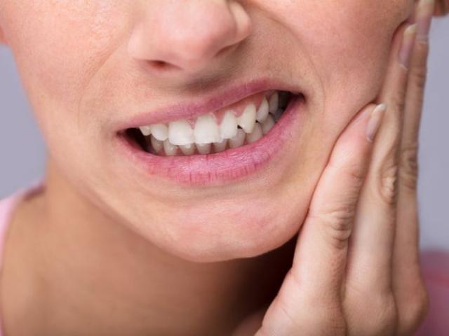 احذر.. 5 عادات خاطئة تهدد صحة أسنانك