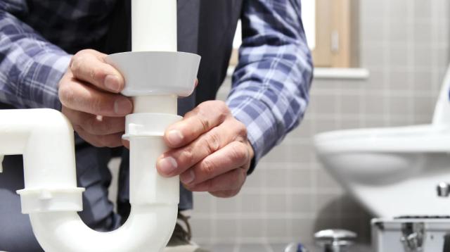 لمدة 30 عاما.. مستشفى يستخدم مياه المرحاض كمياه للشرب بالخطأ