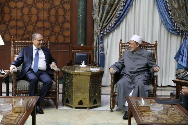الامام الأكبر وسفير مصر لدى موسكو 