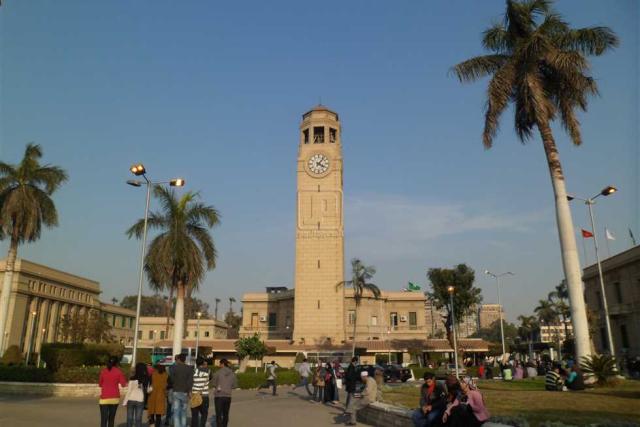 جامعة القاهرة تطبق غدا قرار منع دخول الطلاب غير الحاصلين على لقاح كورونا