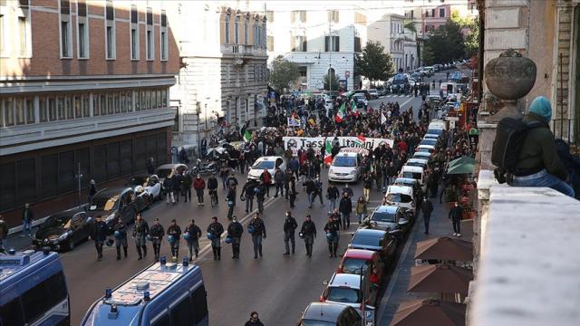 اضراب ساقي سيارات الأجرة ايطاليا