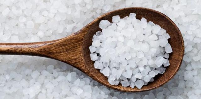 دور الملح في طرد الطاقة السلبية