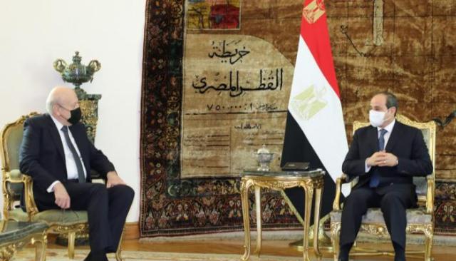 رئيس الوزراء اللبناني مع الرئيس المصري