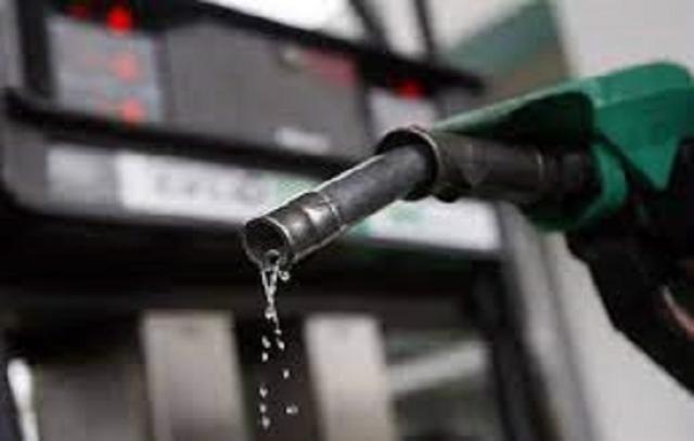 السودان ترفع أسعار البنزين والديزل.. تزامنًا مع الارتفاع العالمي للنفط