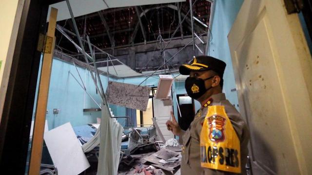 زلزال قوي تحت سطح البحر.. إندونيسيا ترفع حالة التأهب القصوى وتُحذر من تسونامي.. فيديو