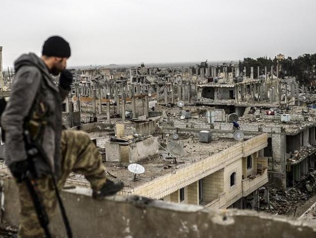 قوات سوريا الديمقراطية تعلن اعتقال قيادي بـ «داعش»
