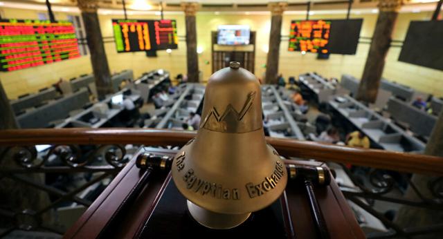 ارتفاع مؤشرات البورصة المصرية بمنتصف تعاملات جلسة الإثنين