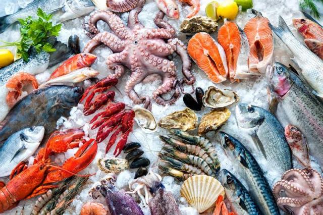 أسعار الأسماك في سوق العبور اليوم السبت 1-1-2022