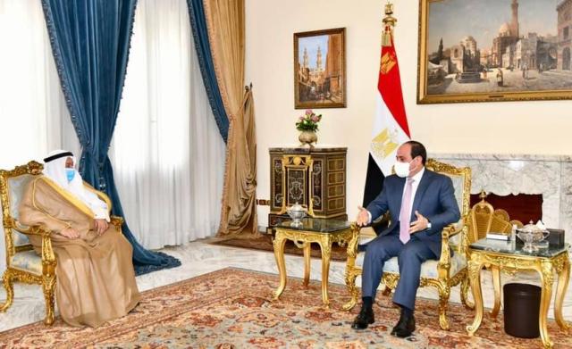 لقاءالرئيس عبد الفتاح مع سفير دولة الكويت