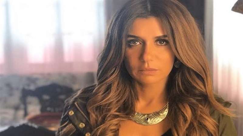 غادة عادل