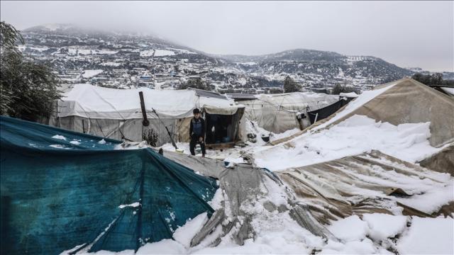 الأمم المتحدة: الثلوج دمرت 1000 خيمة شمال سوريا