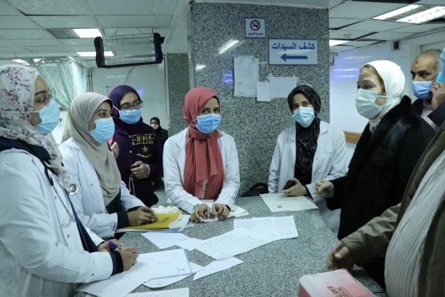 عميد طب بنات الأزهر يتابع سير العمل بمستشفى الزهراء الجامعي بالعباسية