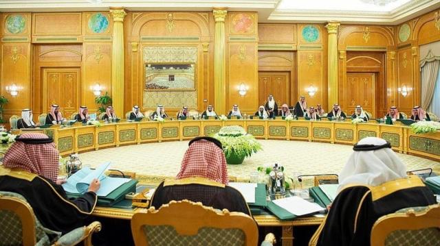 السعودية تدين هجوم أبو ظبي وتدعم مطلب الإمارات لاتخاذ موقف حاسم