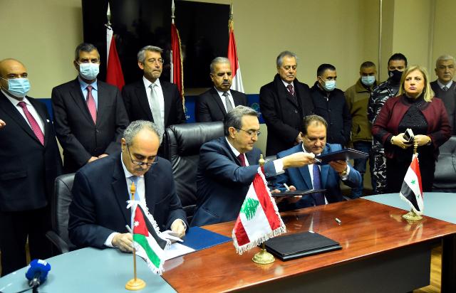 لبنان يستورد كهرباء من الأردن عبر سوريا