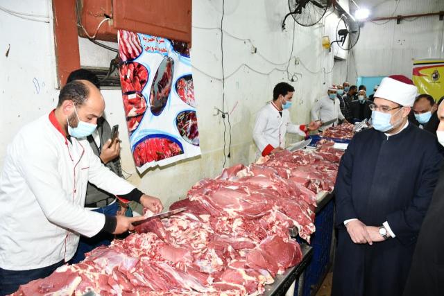 وزير الأوقاف خلال إطلاق مشروع صكوك الأضاحي