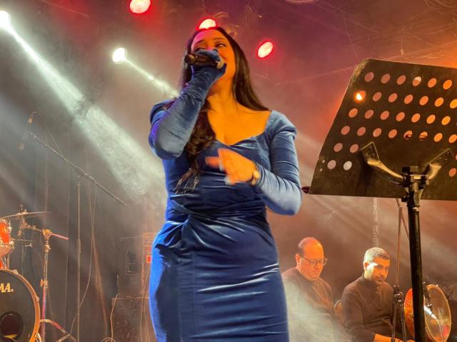 هبة يوسف تتألق في حفلها بساقية الصاوي