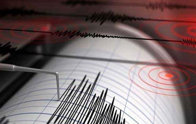 زلزال بقوة 5.1 ريختر غرب جزيرة قبرص على بعد 400 كم من شمال دمياط