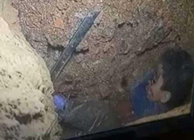 الطفل ريان في البئر