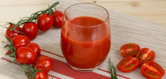 أبرزها خسارة الوزن.. فوائد مذهلة لعصير الطماطم
