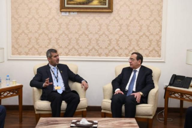 وزير البترول يناقش مع نظيره الأردني تعزيز التعاون في الغاز الطبيعي