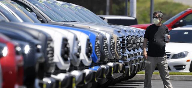 «مصنعي السيارات»: عدم تلبية الاحتياج يؤثر على أسعار البيع.. فيديو