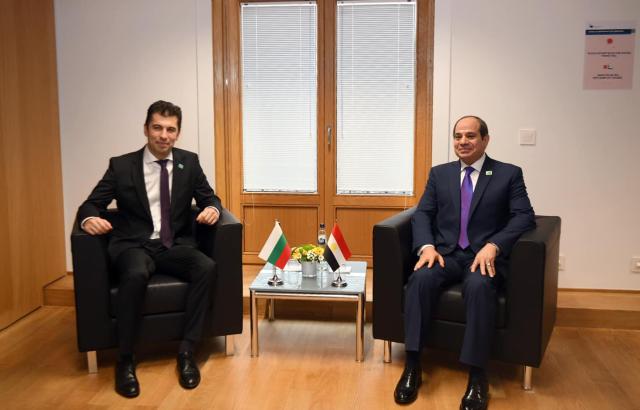 السيسي يلتقي رئيس وزراء بلغاريا في بروكسل