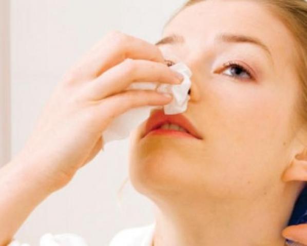 خطوات الاسعاف الاول لنزيف الأنف
