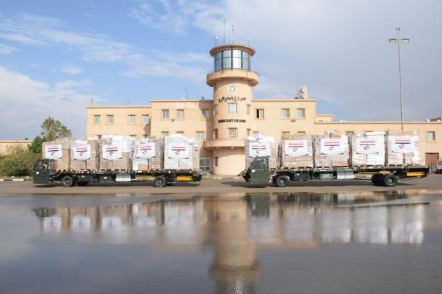 عاجل | مصر ترسل شحنات طبية للسودان على متن 4 طائرات عسكرية
