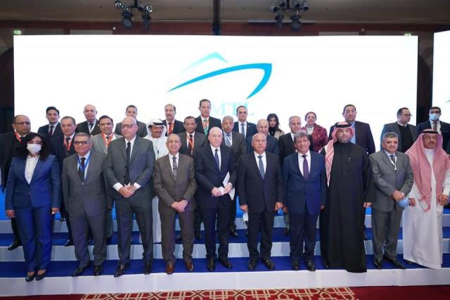 مدحت بركات من مؤتمر البحر الاحمر: اهتمام دولي كبير بالاستثمار في النقل البحري بمصر