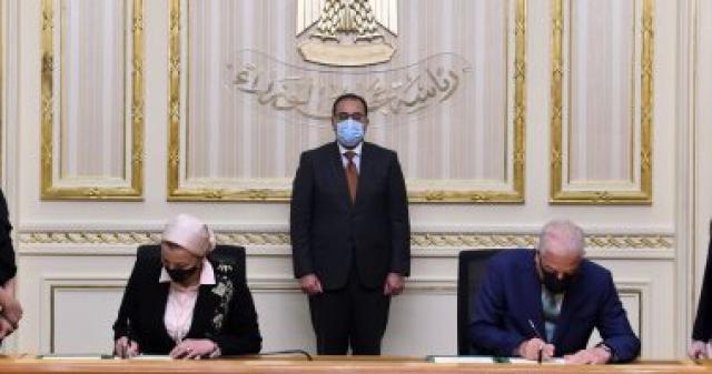 رئيس الوزراء يشهد توقيع بروتوكول تنفيذ الحديقة المركزية بشرم الشيخ