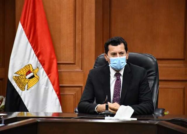 وزير الرياضة يكشف عن مطالب كيروش.. وعدد جماهير مبارة مصر والسنغال