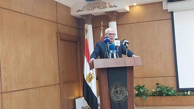 محافظ بورسعيد يوضخ ألية التعاون مع البنك الزراعي المصري 